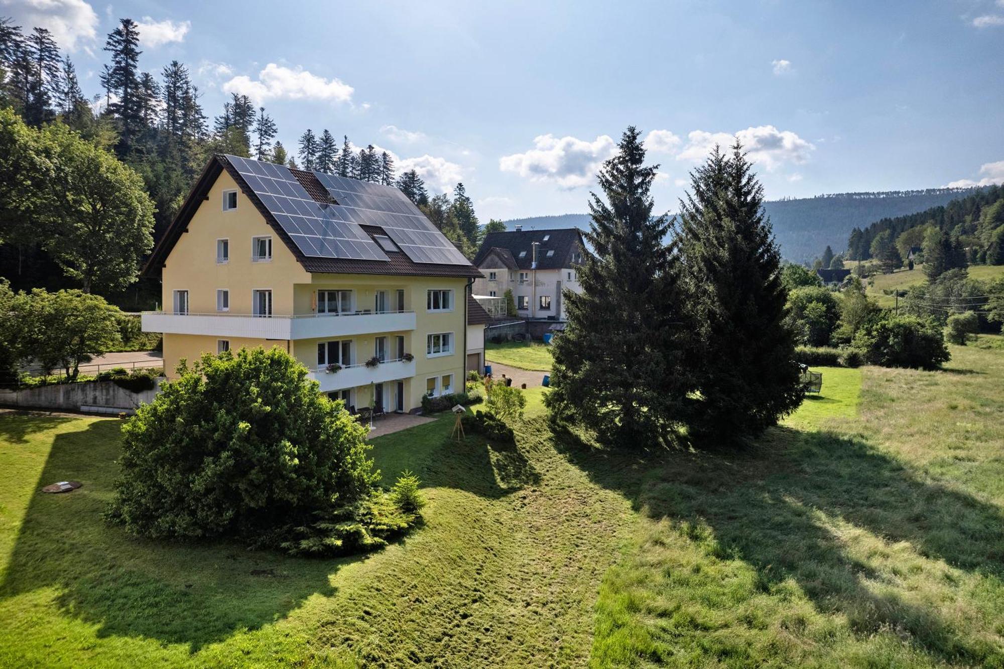 Haus Gisela Lägenhet Forbach Exteriör bild